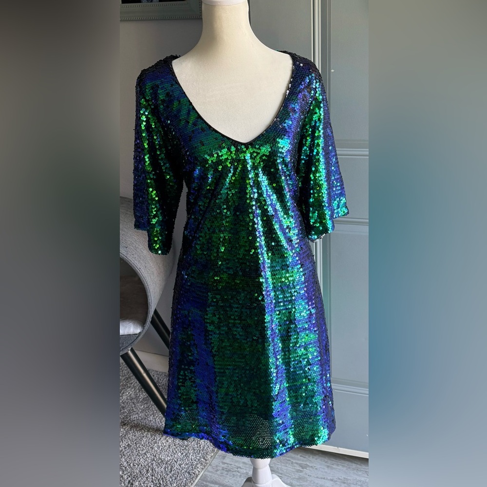 City Chic, XS/14 Knee Length Mermaid Green Sequin Dress